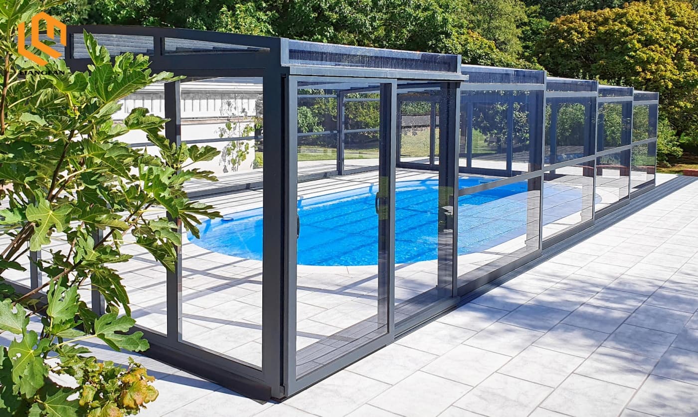 Do pool enclosures block UV rays?